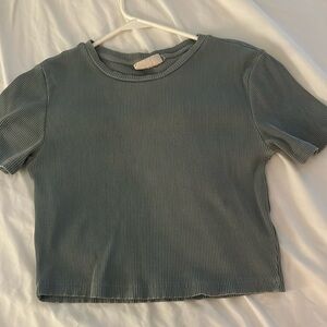 Supper cute cropped tee